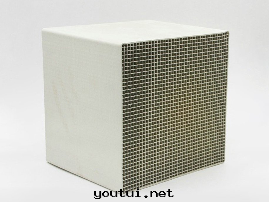 高(gāo)孔數蜂窝式催化(huà)劑